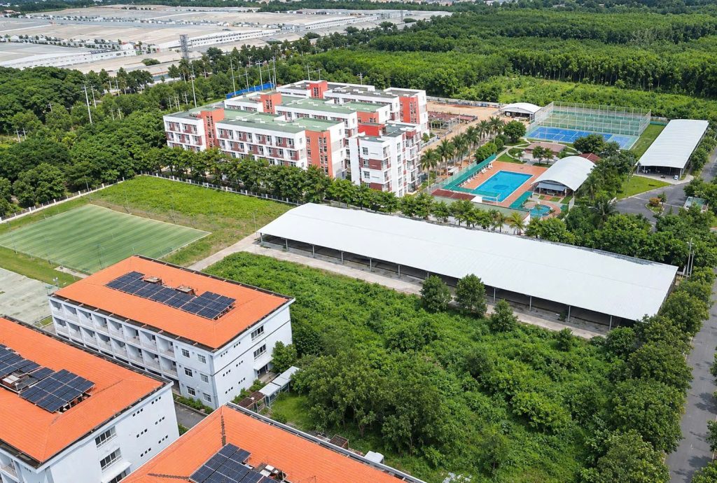 Cư dân sinh sống và kinh doanh nhộn nhịp tại Phước Đông New City